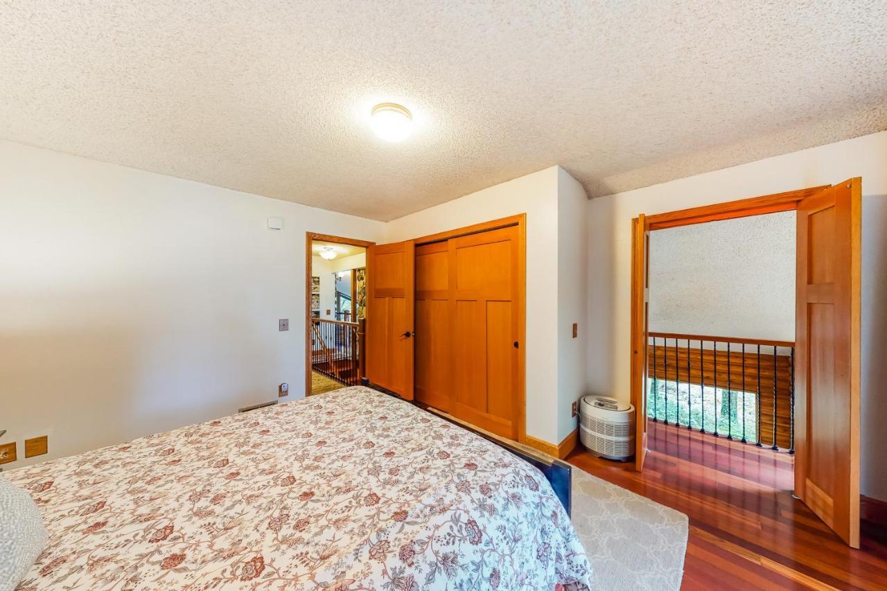 River Bend Lodge Washougal Екстериор снимка